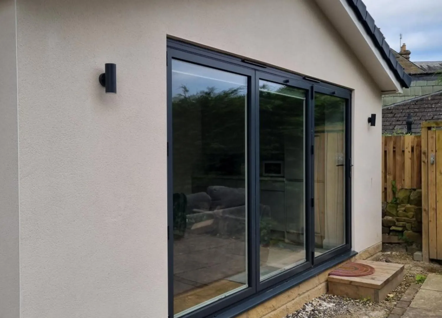 Private And Peaceful Space With Free Parking Baildon