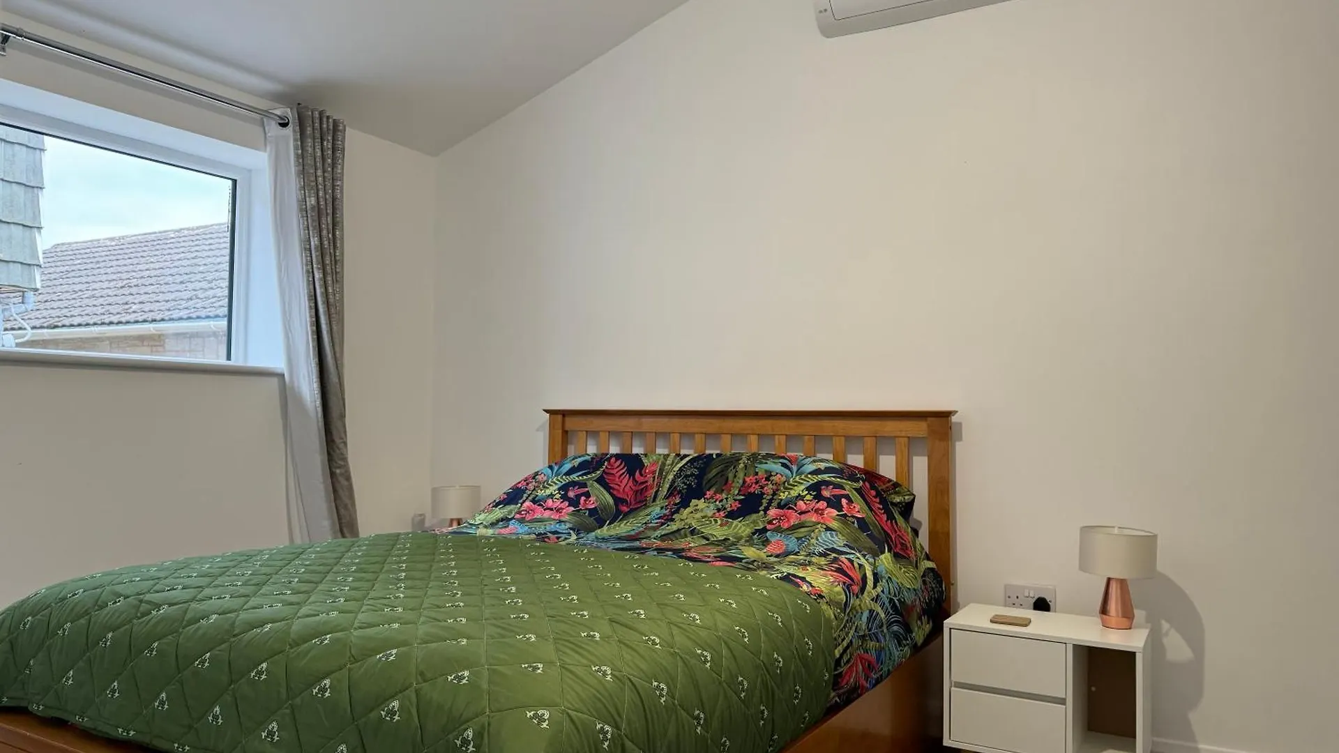 Private And Peaceful Space With Free Parking Baildon 英国